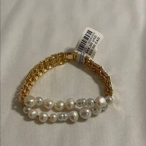 Elegant Gold filled and fresh water Pearl Bracelet